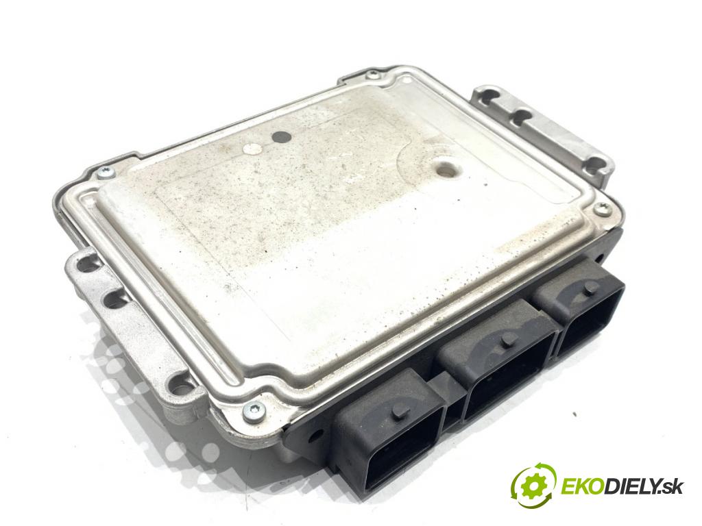 CITROEN C5 II liftback 2006 80 kW 1.6 HDi (RC8HZB) 1560 riadiaca jednotka Motor 9658945380 (Riadiaca jednotka)