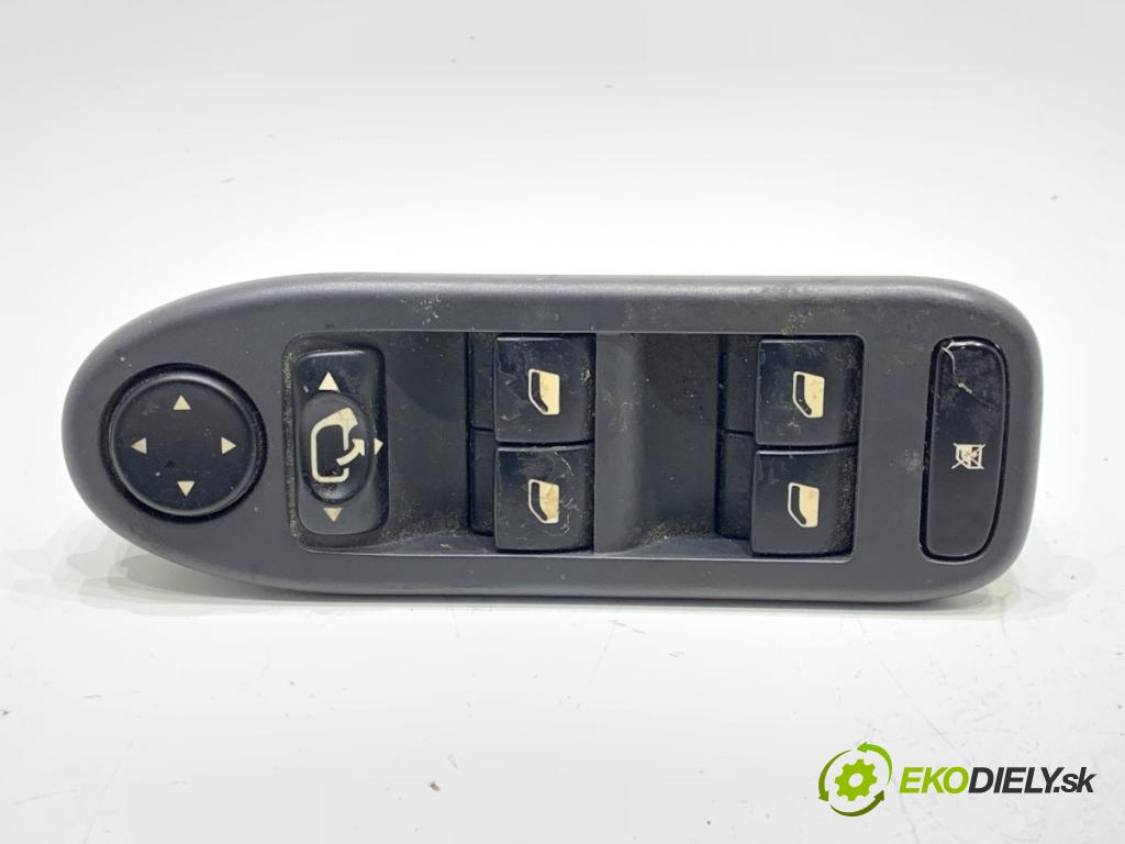 CITROEN C5 II liftback 2006 80 kW 1.6 HDi (RC8HZB) 1560 Prepínač okien 96514299ZF (Prepínacie páčky pod volantom)