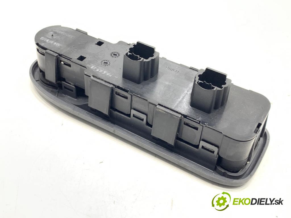CITROEN C5 II liftback 2006 80 kW 1.6 HDi (RC8HZB) 1560 Prepínač okien 96514299ZF (Prepínacie páčky pod volantom)