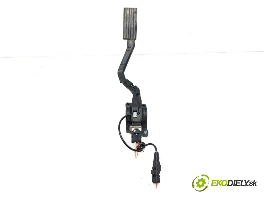 CITROEN C5 II liftback 2006 80 kW 1.6 HDi (RC8HZB) 1560 Potenciometer plynu F00C3E2429 (Potenciometer plynového pedálu)