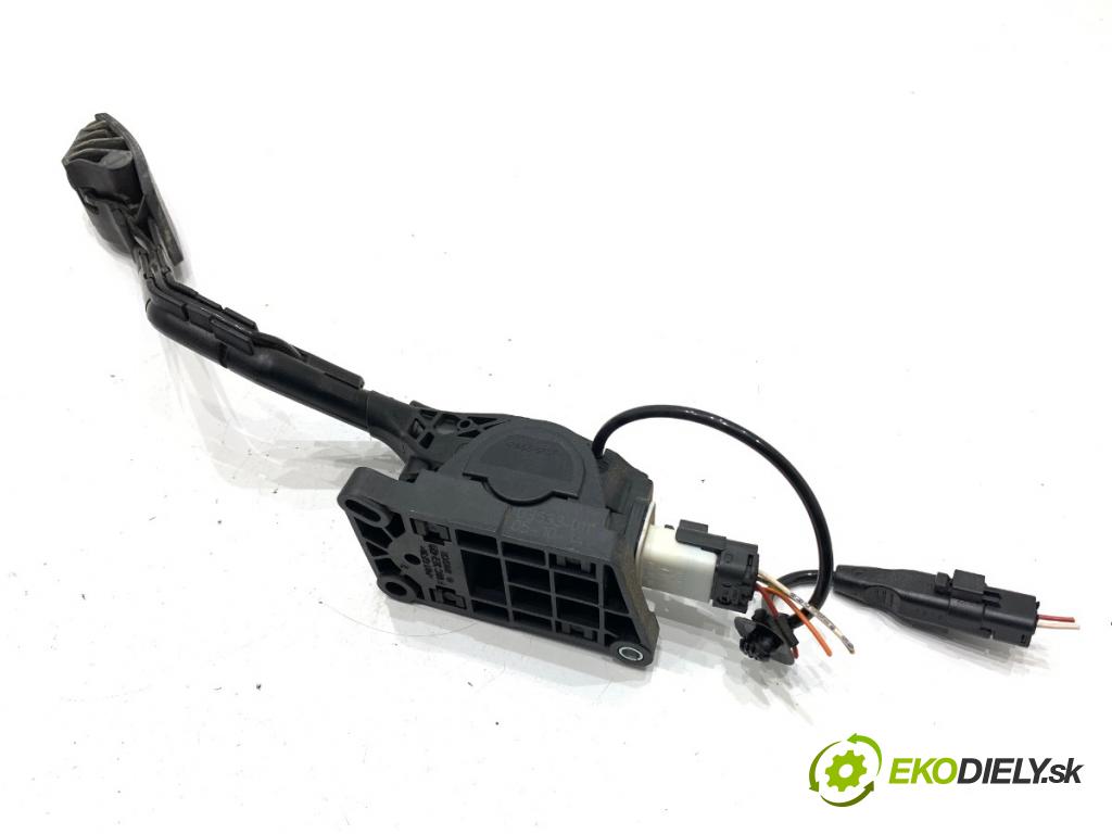 CITROEN C5 II liftback 2006 80 kW 1.6 HDi (RC8HZB) 1560 Potenciometer plynu F00C3E2429 (Potenciometer plynového pedálu)