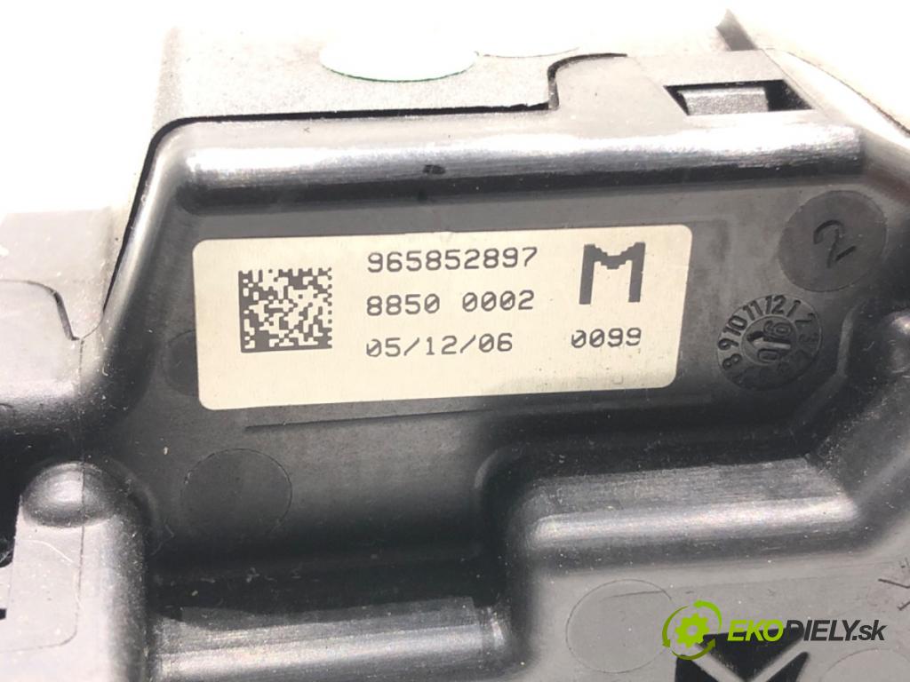 CITROEN C4 PICASSO I nadwozie wielkoprzestrzenne (MPV) 2007 103 kW 2.0 i 16V 1997 Kulisa 965852897 (Rýchlostná páka (kulisa))