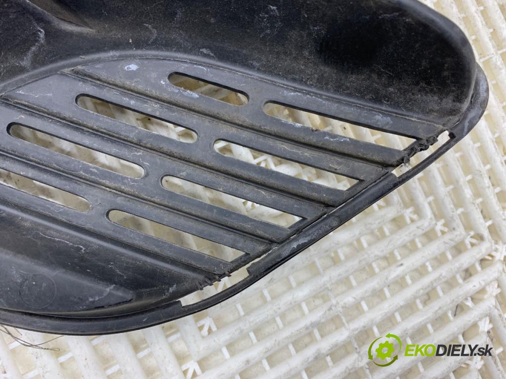 CITROEN C4 PICASSO I nadwozie wielkoprzestrzenne (MPV) 2007 103 kW 2.0 i 16V 1997 Mriežky nárazníka predný stredna 9654196377