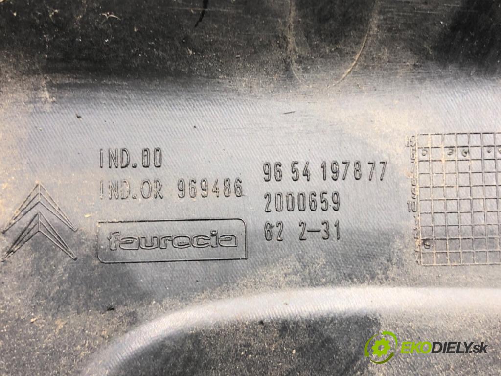 CITROEN C4 PICASSO I nadwozie wielkoprzestrzenne (MPV) 2007 103 kW 2.0 i 16V 1997 Mriežky nárazníka pravy predný 9654197877