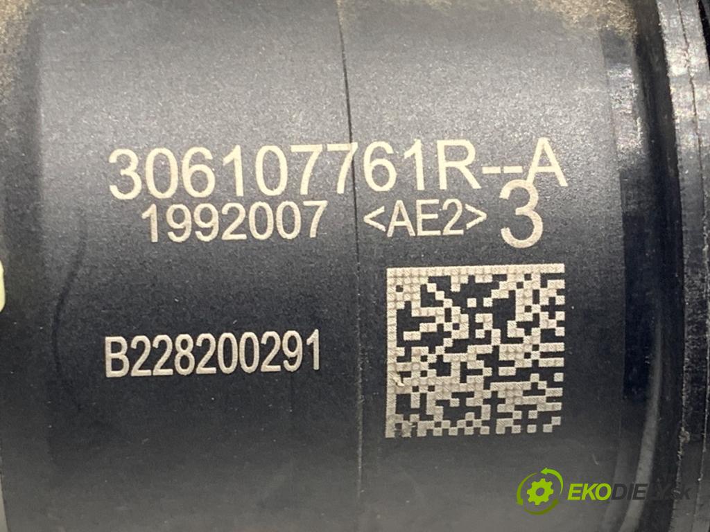 RENAULT CLIO V liftback 2020 74 kW 1.0 TCe 100 (B7MT) 999 Spojkový valec pumpa spojky 306107761R (Spojkový valec)