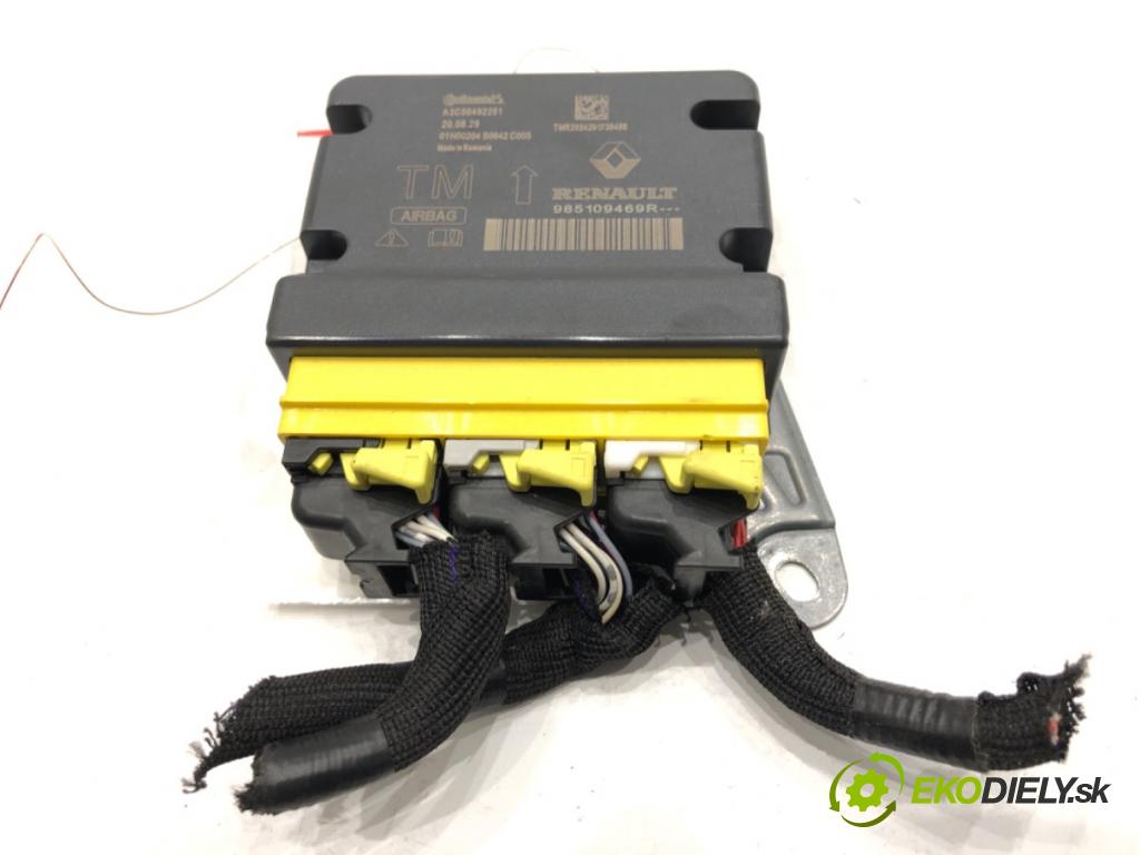 RENAULT CLIO V liftback 2020 74 kW 1.0 TCe 100 (B7MT) 999 senzor airbag 985109469R (Snímač)