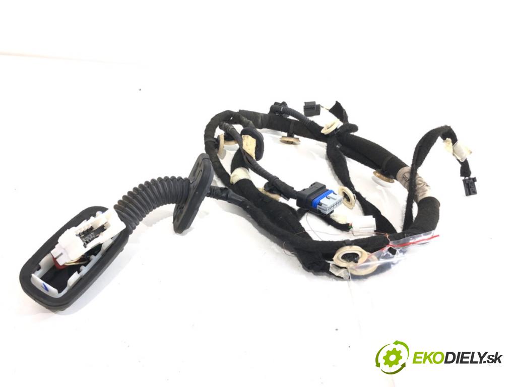 RENAULT CLIO V liftback 2020 74 kW 1.0 TCe 100 (B7MT) 999 Káblovačka Dvere zad ľavy 241272730R