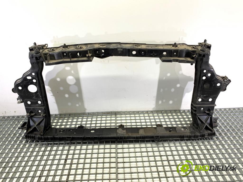 RENAULT CLIO V liftback 2020 74 kW 1.0 TCe 100 (B7MT) 999 držák přední část  (Přední výztuha)