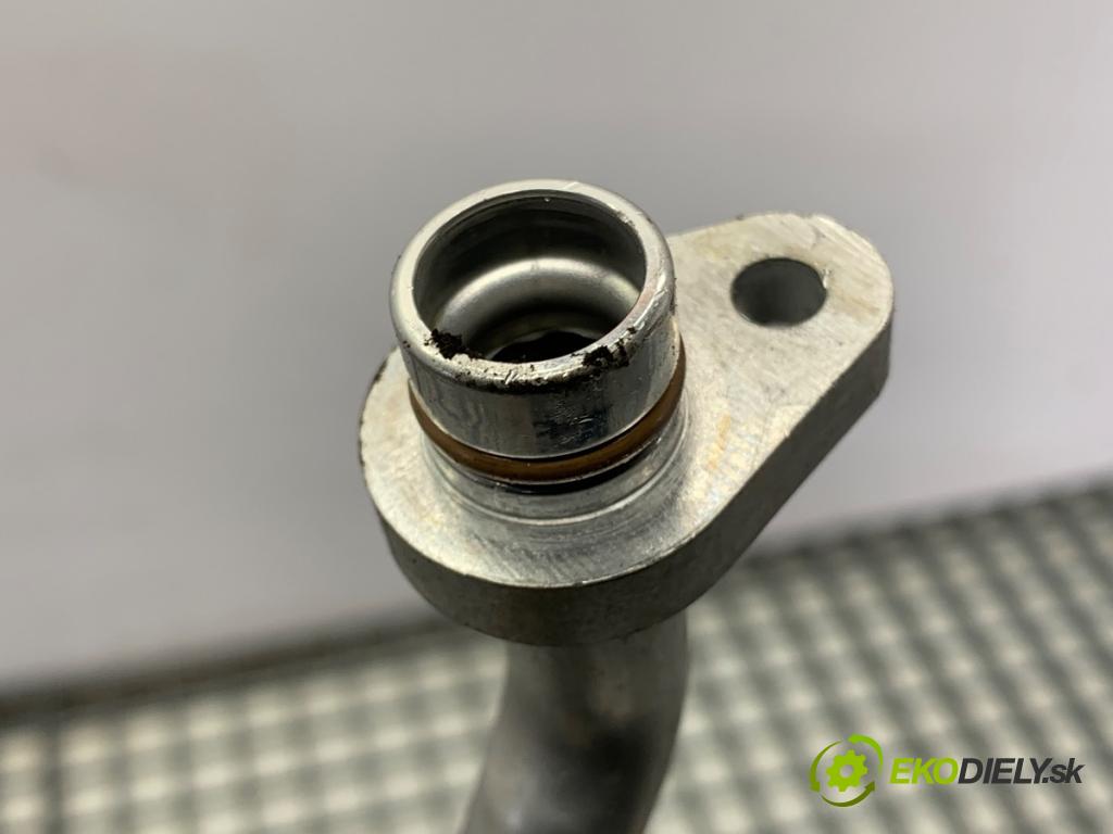 RENAULT CLIO V liftback 2020 74 kW 1.0 TCe 100 (B7MT) 999 rúrka klimatizace 924540725R (Trubka klimatizace)