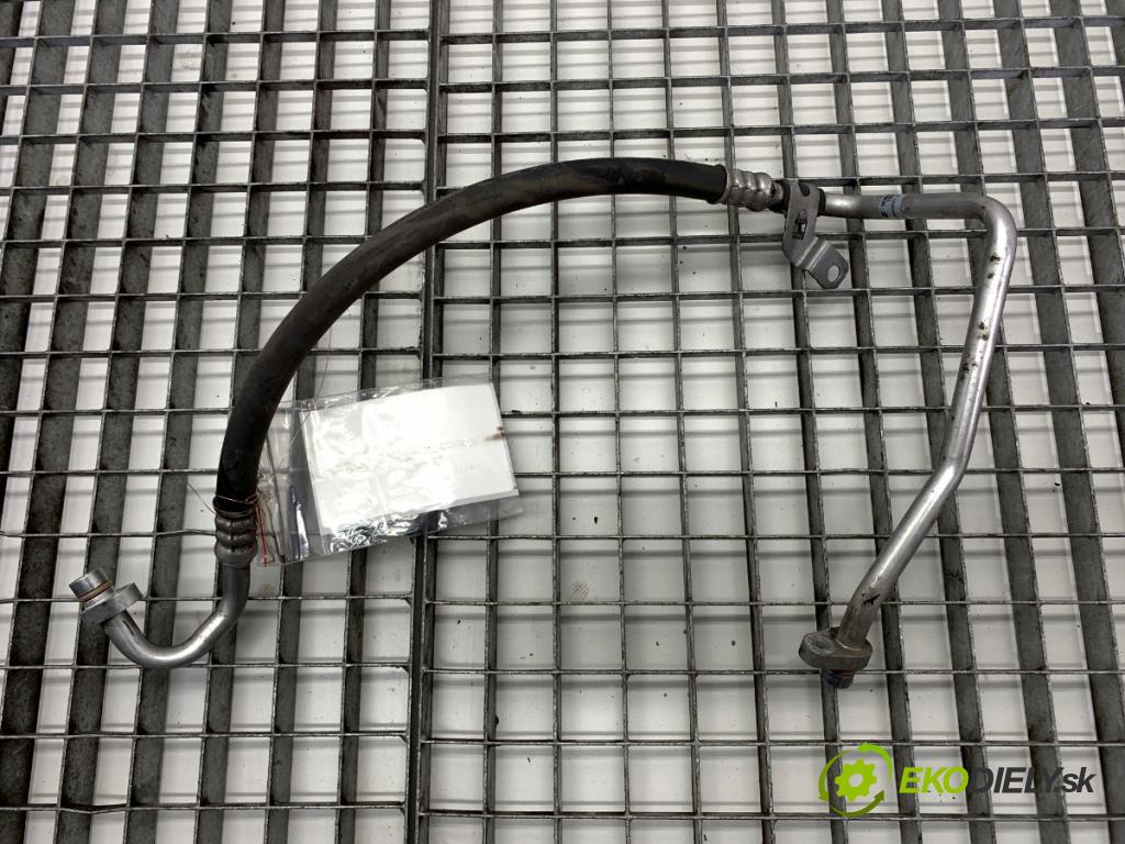 RENAULT CLIO V liftback 2020 74 kW 1.0 TCe 100 (B7MT) 999 rúrka klimatizace 924909533R (Trubka klimatizace)