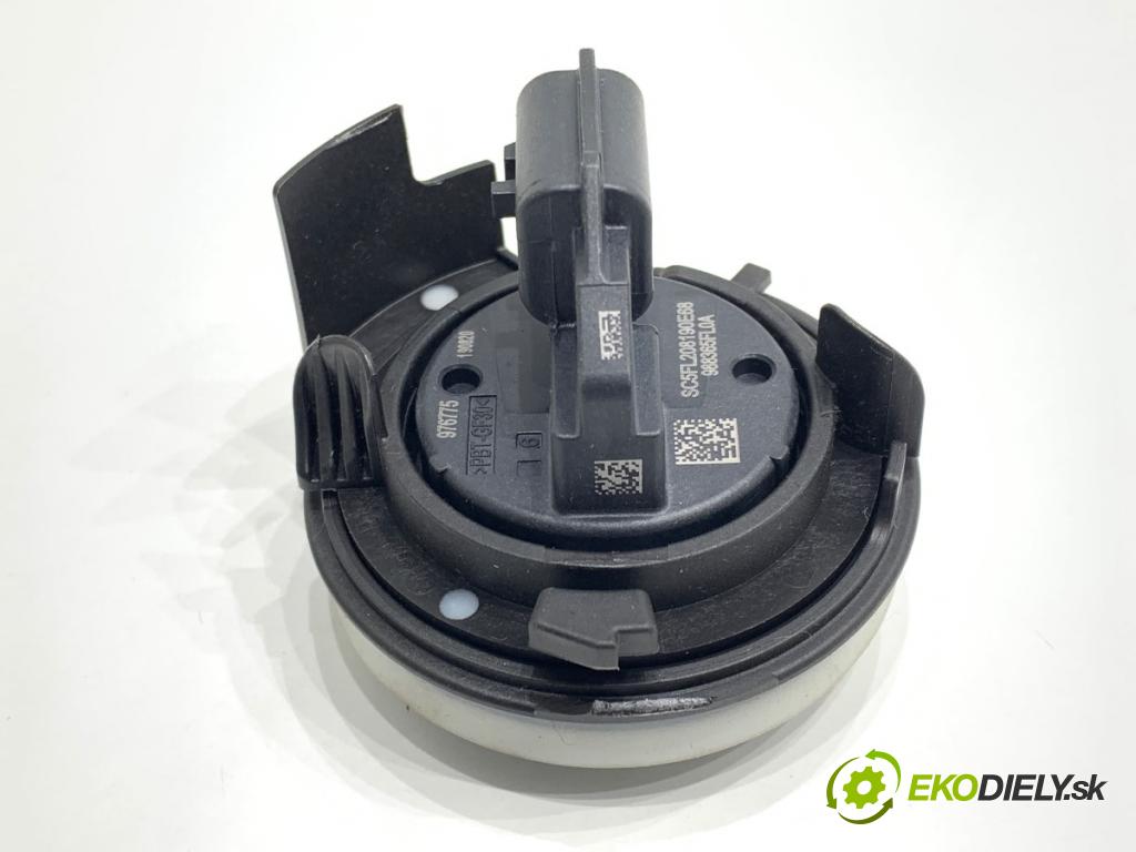 RENAULT CLIO V liftback 2020 74 kW 1.0 TCe 100 (B7MT) 999 Snímač nárazu 988365FL0A (Snímač nárazu)