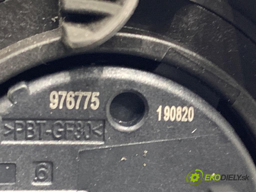 RENAULT CLIO V liftback 2020 74 kW 1.0 TCe 100 (B7MT) 999 Snímač nárazu 988365FL0A (Snímač nárazu)