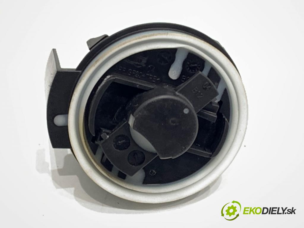 RENAULT CLIO V liftback 2020 74 kW 1.0 TCe 100 (B7MT) 999 Snímač nárazu 988365FL0A (Snímač nárazu)