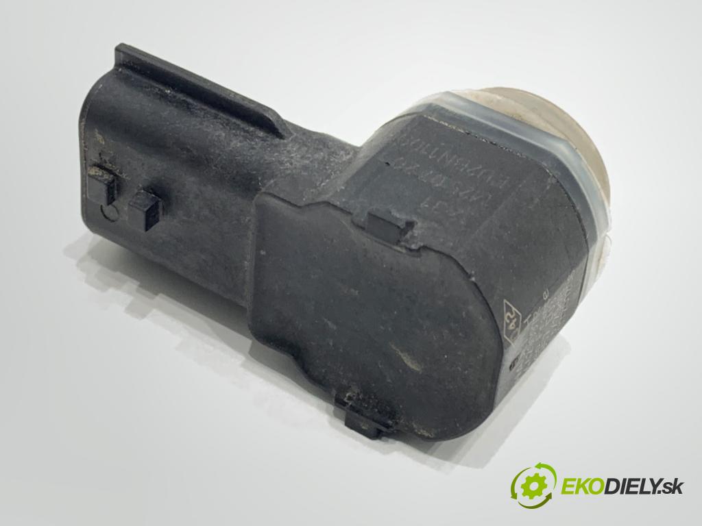 RENAULT CLIO V liftback 2020 74 kW 1.0 TCe 100 (B7MT) 999 Snímač PDC 284429097R