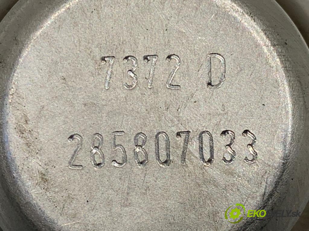 AUDI A4 B6 sedan 2004 96 kW 1.9 TDI 1896 Škrtiaca klapka  (Škrtiaca klapka)