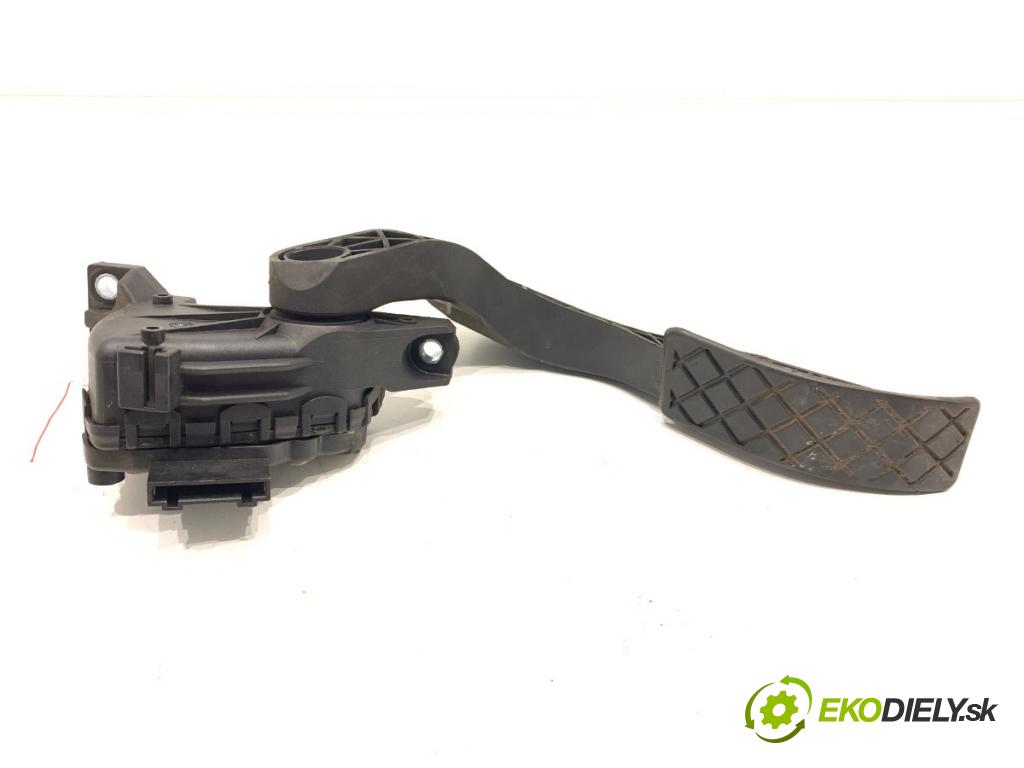 AUDI A4 B6 sedan 2004 96 kW 1.9 TDI 1896 potenciometr plynového pedálu 8E1721523B (Potenciometr plynového pedálu)