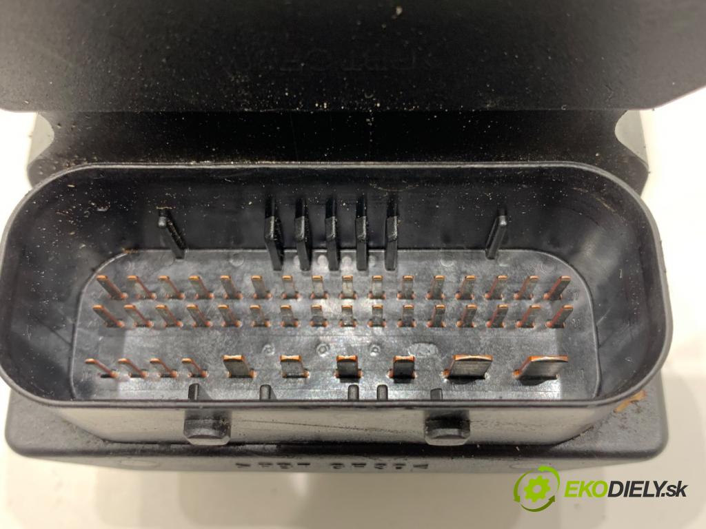 AUDI A4 B6 sedan 2004 96 kW 1.9 TDI 1896 Pumpa ABS 0265950011 (Pumpa ABS)