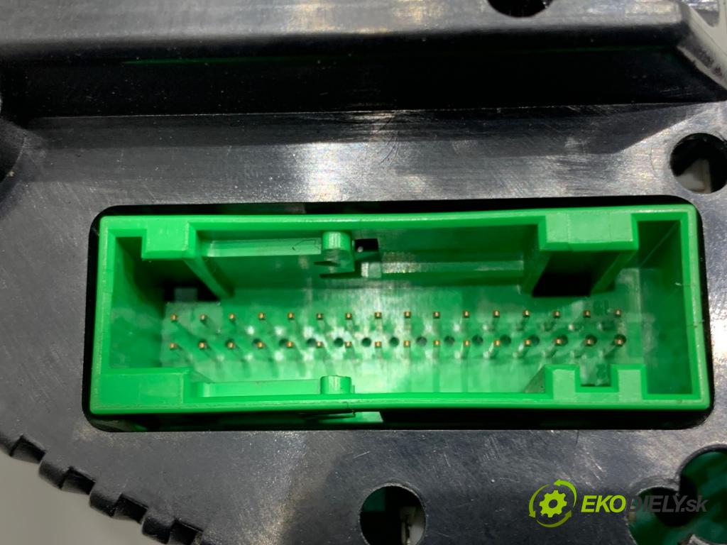 AUDI A4 B6 sedan 2004 96 kW 1.9 TDI 1896 Prístrojovka 0263626045 (Prístrojová doska)