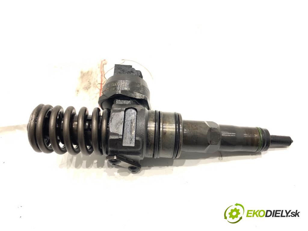 AUDI A4 B6 sedan 2004 96 kW 1.9 TDI 1896 vstříkovač 038130073BA (Vstřikovač paliva)