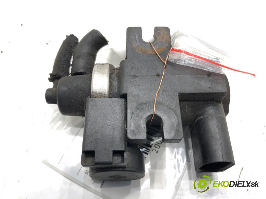 AUDI A4 B6 sedan 2004 96 kW 1.9 TDI 1896 ventil tlaku 8E0906628C (Ventil)