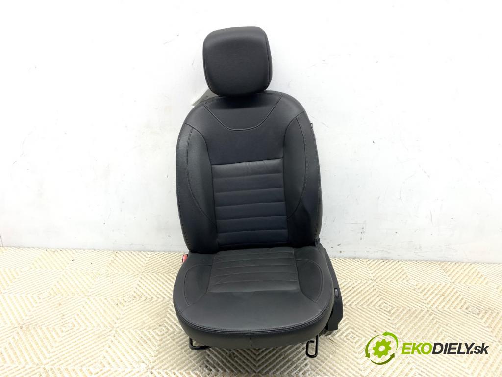 DACIA DUSTER SUV 2013 92 kW 1.2 TCe 125 1197 Sedadlo ľavy predný 