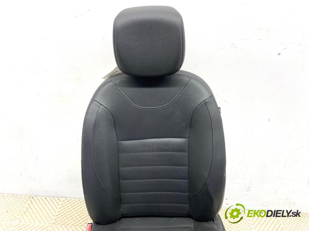 DACIA DUSTER SUV 2013 92 kW 1.2 TCe 125 1197 Sedadlo ľavy predný
