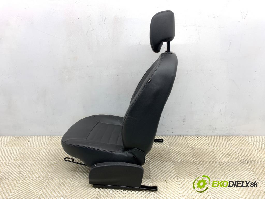 DACIA DUSTER SUV 2013 92 kW 1.2 TCe 125 1197 Sedadlo ľavy predný