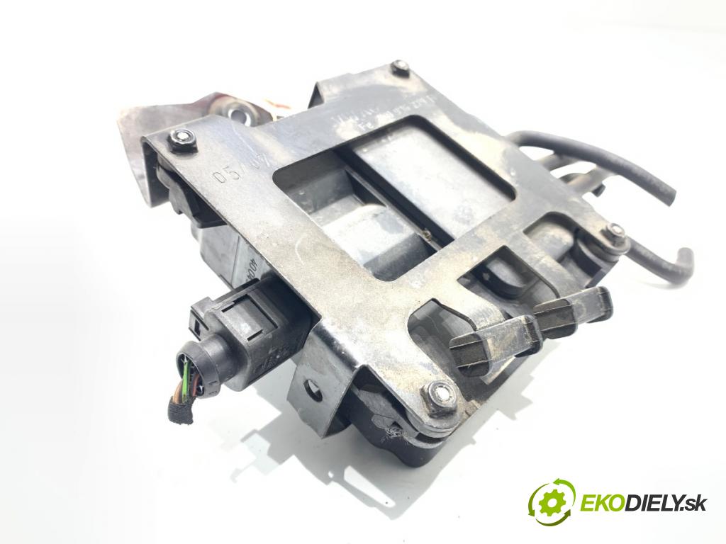 VW GOLF V liftback 2007 77 kW 1.9 TDI 1896 Ventil magnetický 03G131051AE (Ventil ostatné)