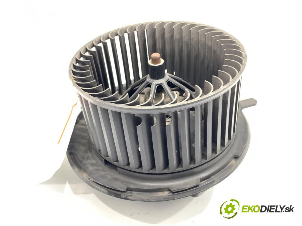 VW GOLF V liftback 2007 77 kW 1.9 TDI 1896 ventilátor kúrenia 1K1819015