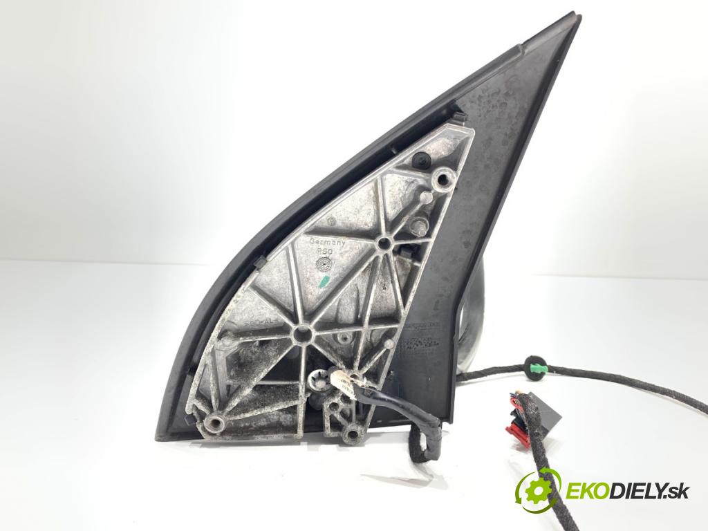 VW GOLF V liftback 2007 77 kW 1.9 TDI 1896 Spätné zrkadlo pravy