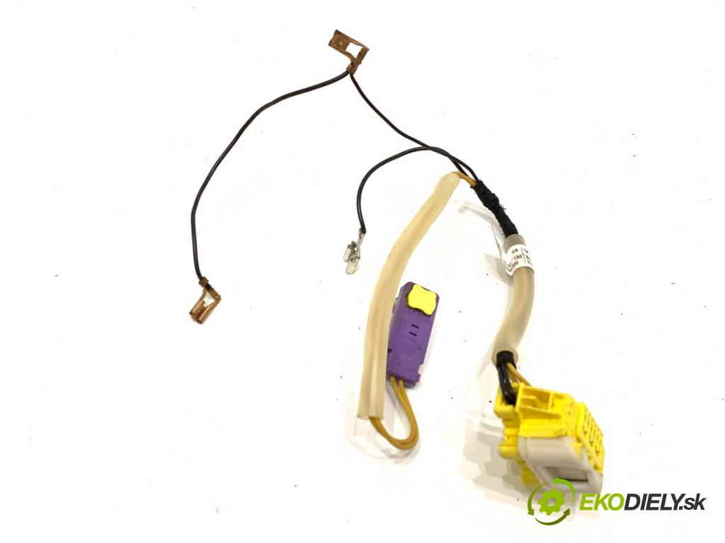 VW GOLF V liftback 2007 77 kW 1.9 TDI 1896 Káblovačka silentbloku airbag 1K0971584