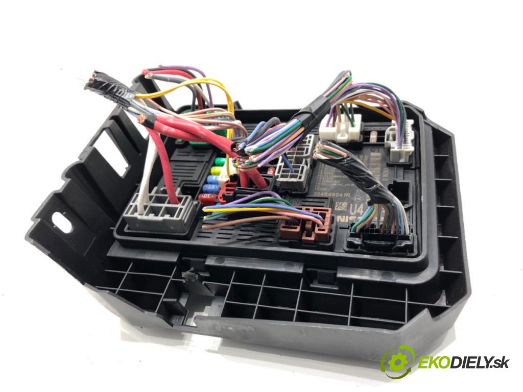 RENAULT CLIO V liftback 2020 74 kW 1.0 TCe 100 (B7MT) 999 Modul UPC 284B69541R