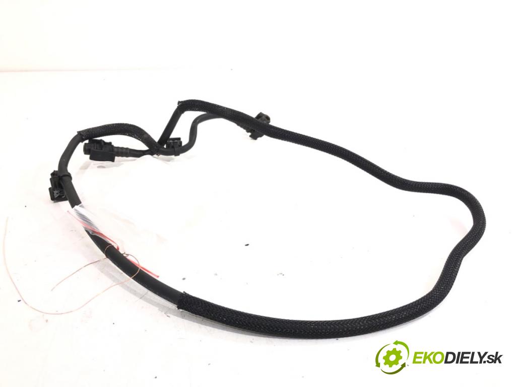 RENAULT CLIO V liftback 2020 74 kW 1.0 TCe 100 (B7MT) 999 Rúra vody 217411085R