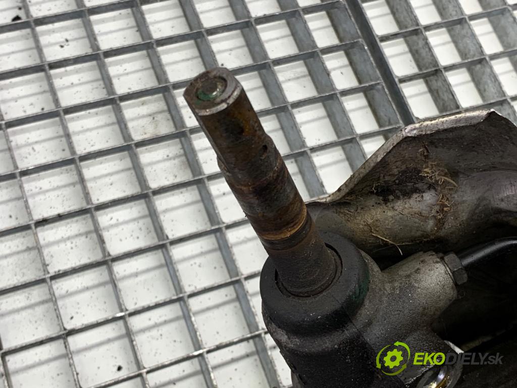 CITROEN C5 II liftback 2007 92 kW 1.8 16V 1749 řízení  (Řízení)