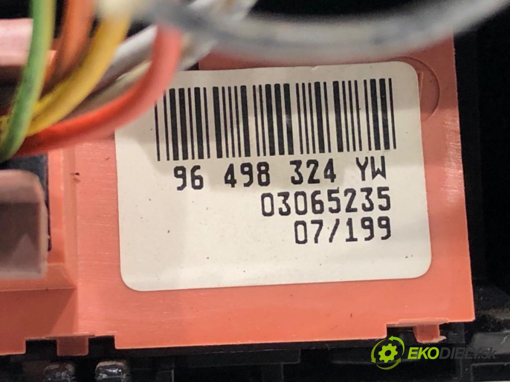 CITROEN C5 II liftback 2007 92 kW 1.8 16V 1749 Panel ovládania kúrenia 96498317YW (Prepínacie páčky pod volantom)