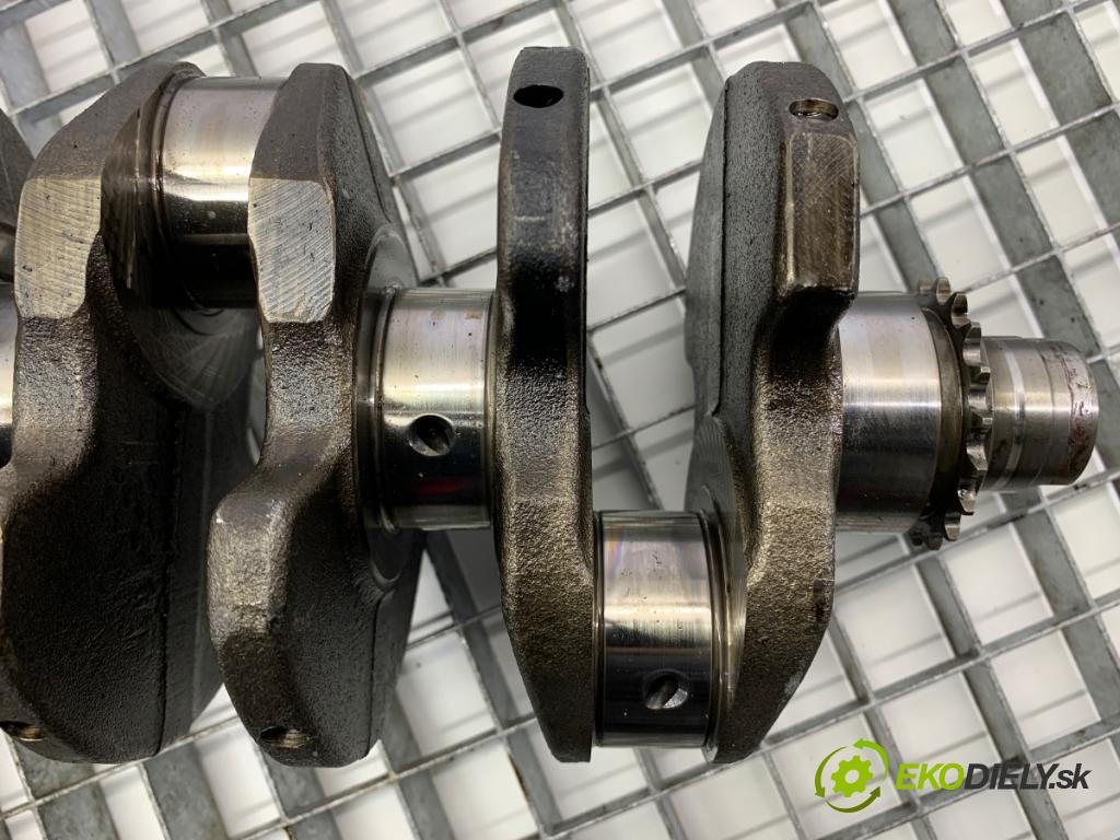 SKODA SUPERB I sedan 2003 96 kW 1.9 TDI 1896 Kardaň, hriadeľ KLIKA: 038105189B (Blok motora ostatné)