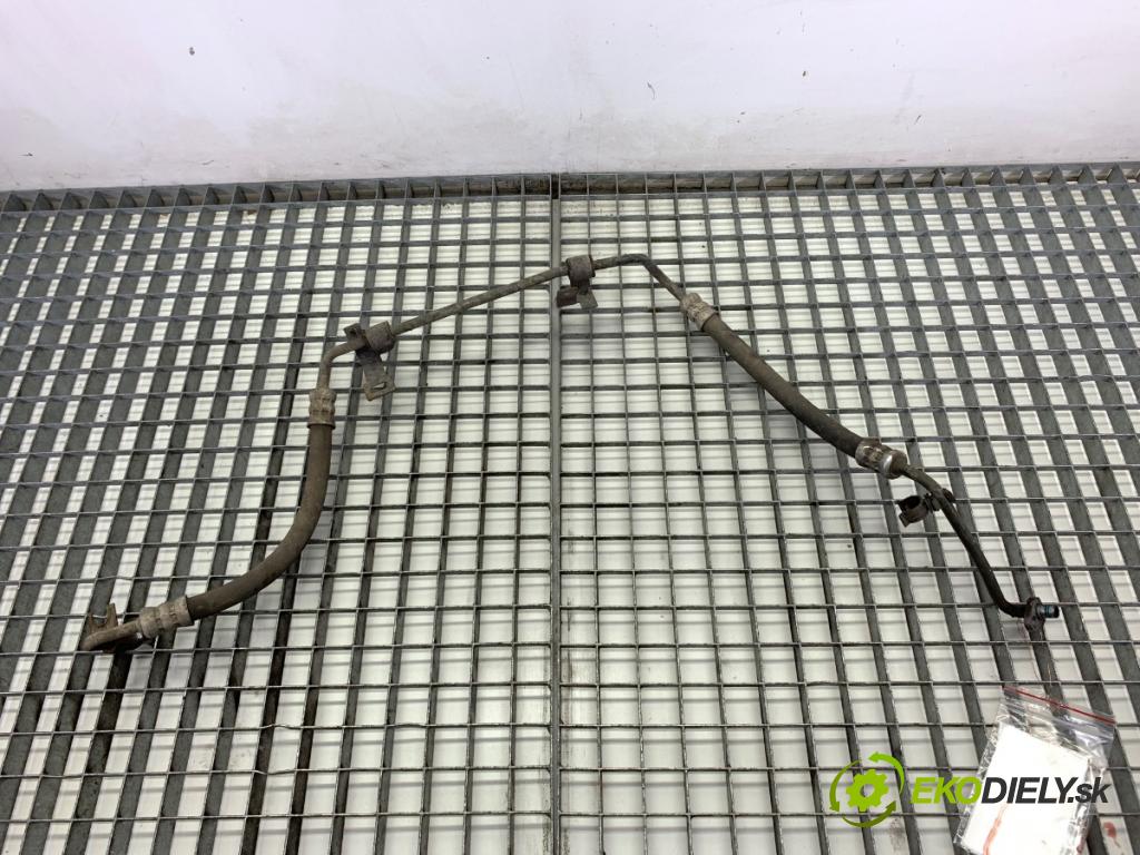 DACIA DUSTER SUV 2013 92 kW 1.2 TCe 125 1197 hadice servočerpadlo  (Trubka servo čerpadla)