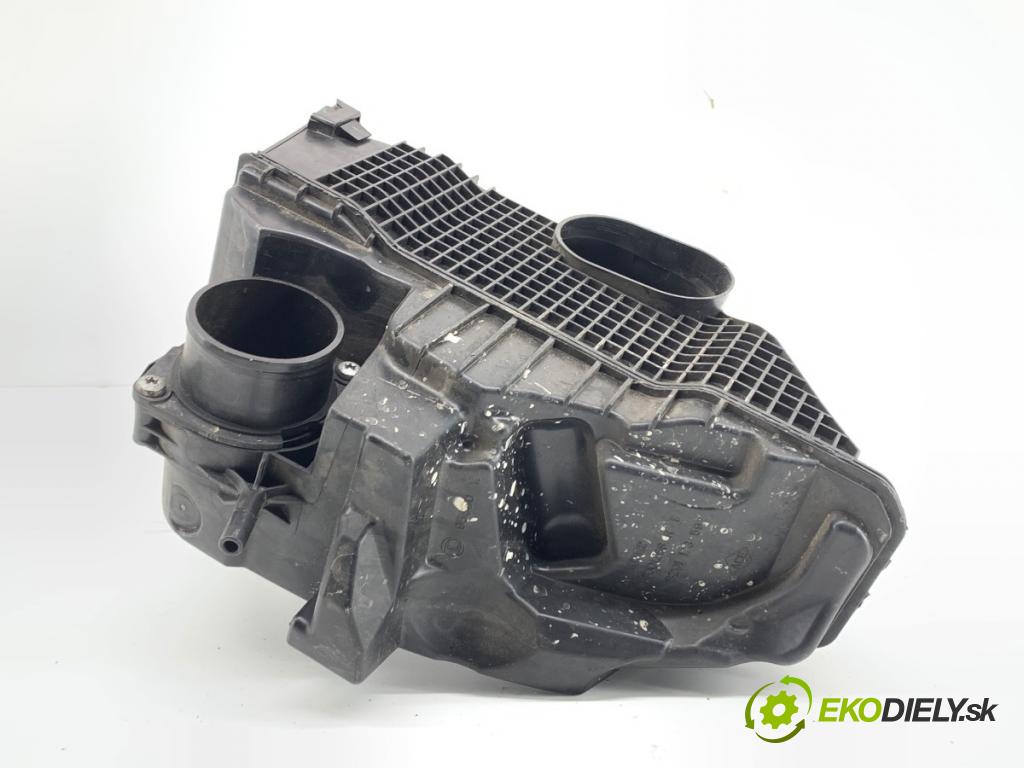 DACIA DUSTER SUV 2013 92 kW 1.2 TCe 125 1197 Obal filtra vzduchu 165001258R (Obal vzduchového filtra)