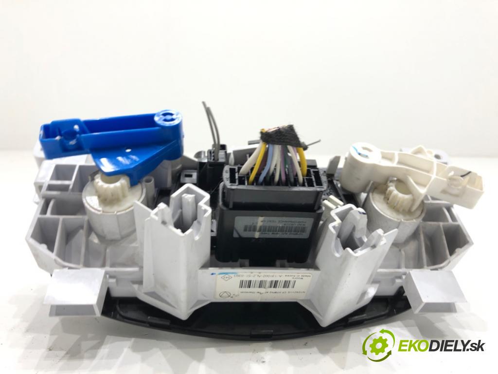 DACIA DUSTER SUV 2013 92 kW 1.2 TCe 125 1197 Panel ovládania kúrenia  (Prepínacie páčky pod volantom)