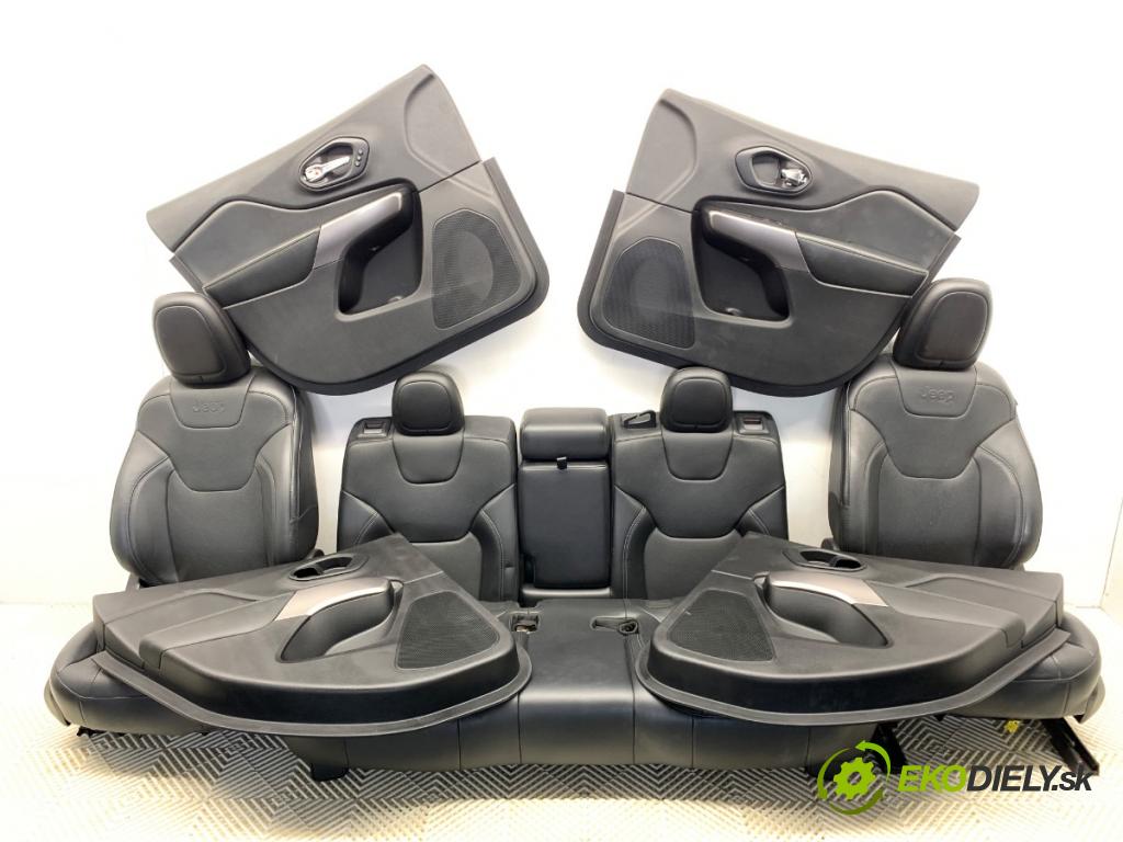JEEP CHEROKEE KL SUV 2019 200 kW 3.2 V6 4x4 3239 sedadla sedačky sedadlo boční 