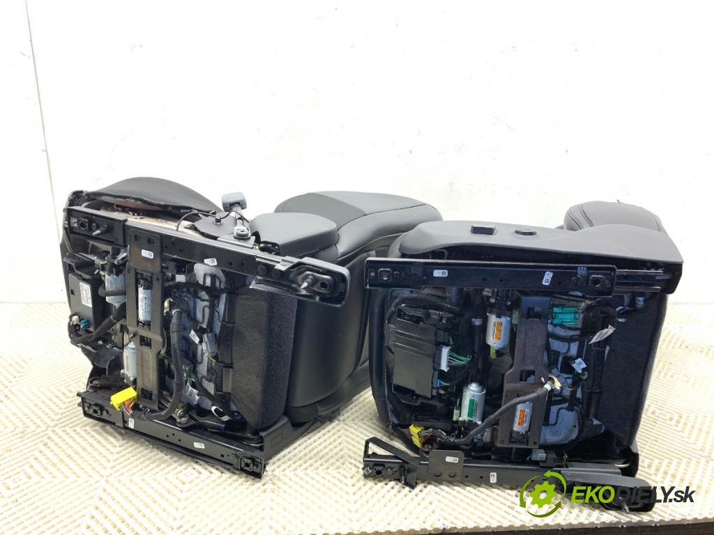 JEEP CHEROKEE KL SUV 2019 200 kW 3.2 V6 4x4 3239 sedadla sedačky sedadlo boční