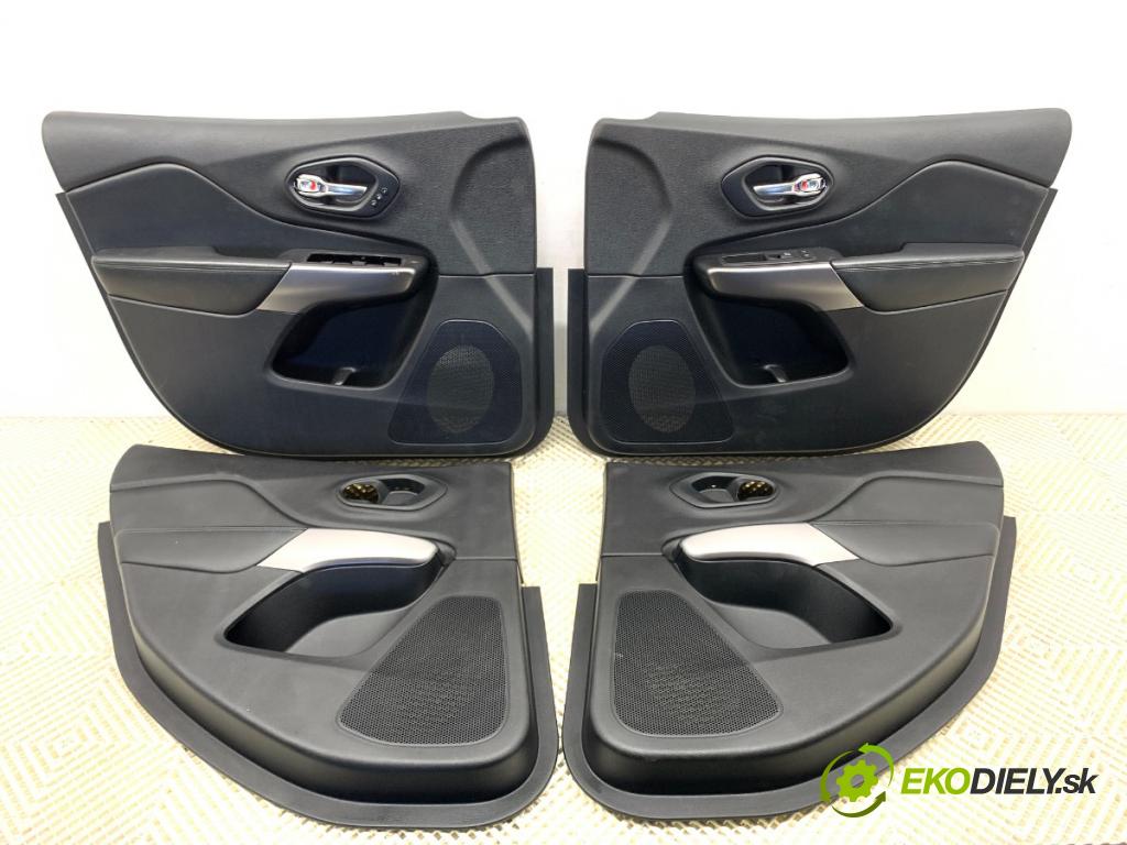 JEEP CHEROKEE KL SUV 2019 200 kW 3.2 V6 4x4 3239 sedadla sedačky sedadlo boční