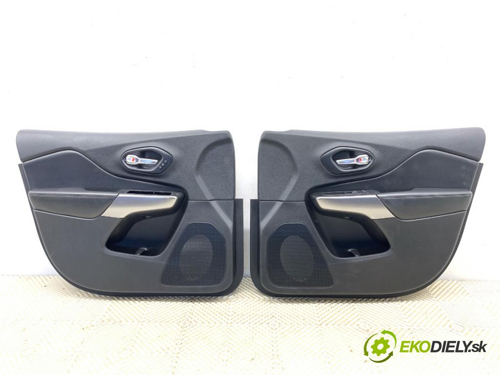 JEEP CHEROKEE KL SUV 2019 200 kW 3.2 V6 4x4 3239 sedadla sedačky sedadlo boční