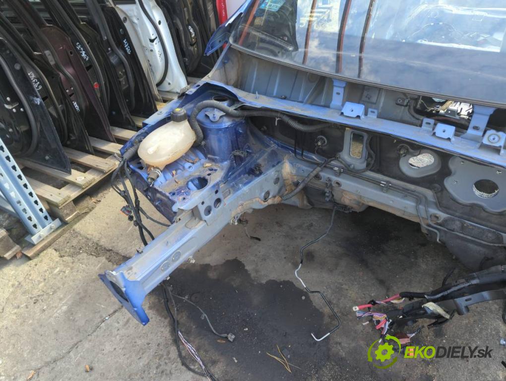 RENAULT CLIO V liftback 2020 74 kW 1.0 TCe 100 (B7MT) 999 karoséria ČTVRŤÁK: Blatník zad ľavy pravy prah strecha PODŁUŻNICA ľavy pravy