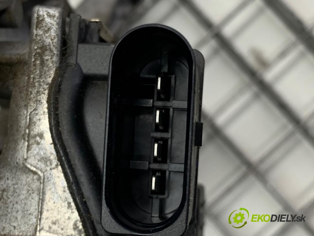 MERCEDES-BENZ CLS coupe 2018 320 kW AMG CLS 53 EQ Boost 4-matic+ (257.361) 2999 Mechanizmus stieračov predný A2138207902 (Motorček stieračov predný)