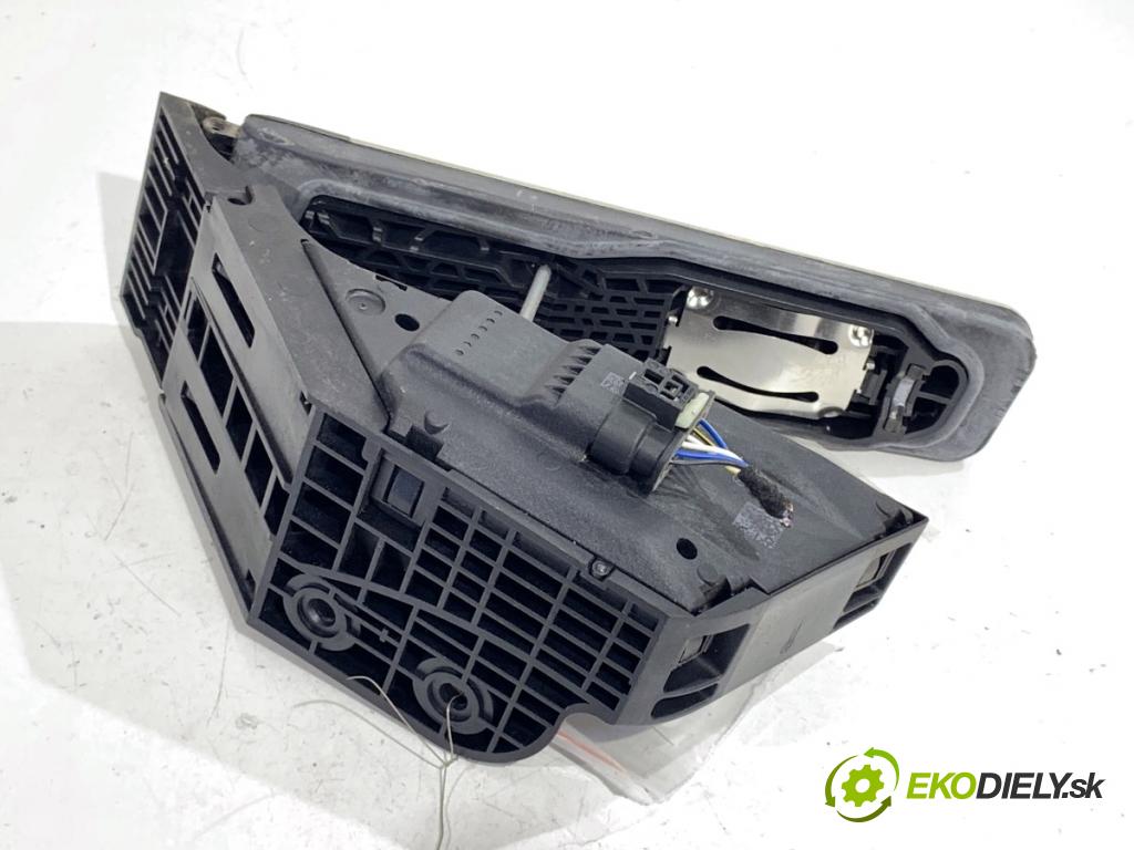 MERCEDES-BENZ CLS coupe 2018 320 kW AMG CLS 53 EQ Boost 4-matic+ (257.361) 2999 Potenciometer plynu A2053000104 (Potenciometer plynového pedálu)