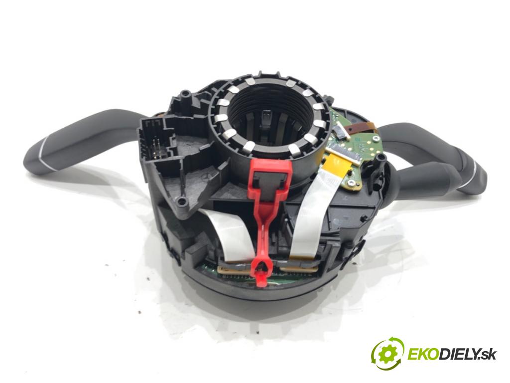 MERCEDES-BENZ CLS coupe 2018 320 kW AMG CLS 53 EQ Boost 4-matic+ (257.361) 2999 Prepínač kombinovaný 10129762-04 (Prepínacie páčky pod volantom)