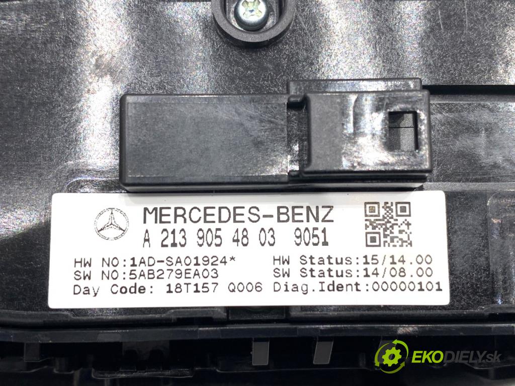 MERCEDES-BENZ CLS coupe 2018 320 kW AMG CLS 53 EQ Boost 4-matic+ (257.361) 2999 Prepínač okien A2139054803 (Prepínacie páčky pod volantom)