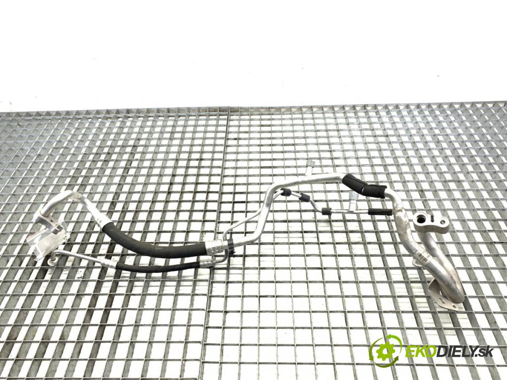 MERCEDES-BENZ CLS coupe 2018 320 kW AMG CLS 53 EQ Boost 4-matic+ (257.361) 2999 rúrka klimatizace A2138307502 (Trubka klimatizace)