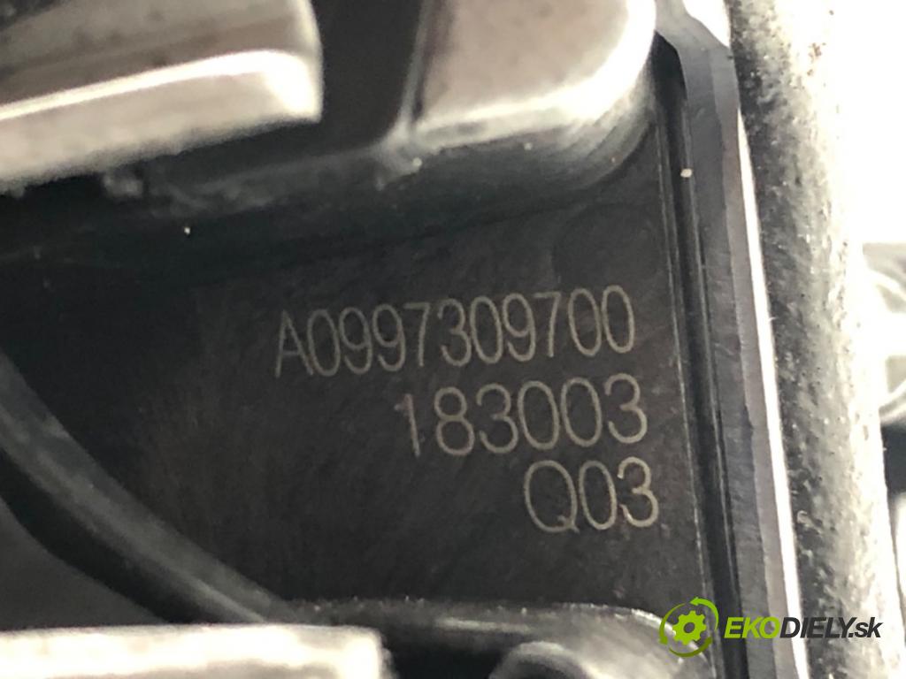MERCEDES-BENZ CLS coupe 2018 320 kW AMG CLS 53 EQ Boost 4-matic+ (257.361) 2999 zámok Dvere ľavy zad A0997309700